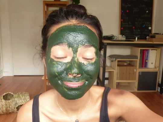5 masques visage 100% naturels à faire en moins d’une minute